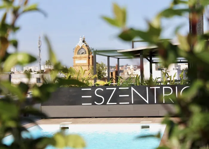 Eszentrico Suites & Rooftop Bar
